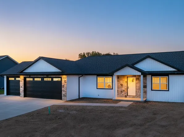 N3616 Gavin Dr, Appleton, WI 54913