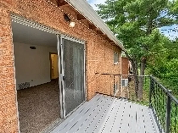 2621 Tyrell Dr, Saint Louis, MO 63136