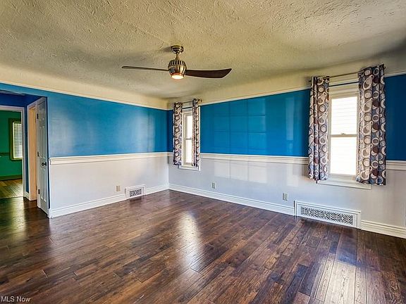 5th image of 11633 Woodview Blvd