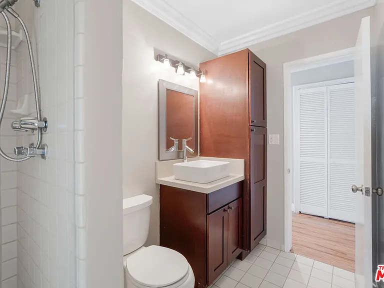 248 S Doheny Dr #6 — Photo 13