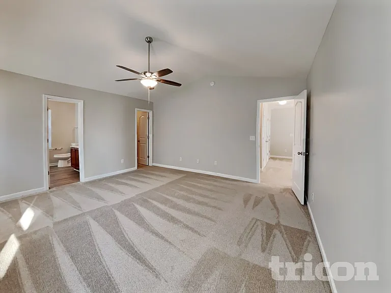 47 Hallow Oak St — Photo 7