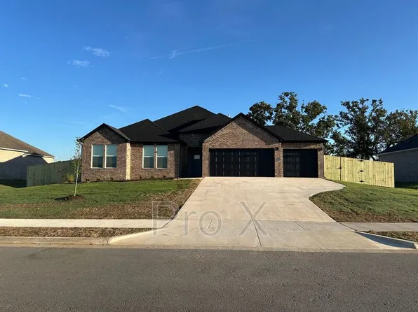7001 E Sugarloaf St, Siloam Springs, AR