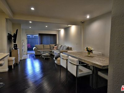 6275 Canoga Ave APT 63, Woodland Hills, CA, 91367