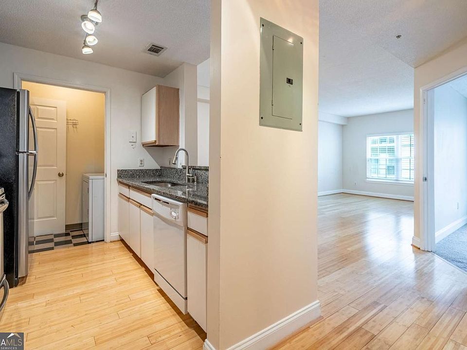 1st image of 1074 Peachtree Walk NE Unit B418