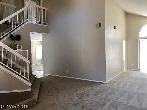 3rd image of 9837 Dardanelle Ct
