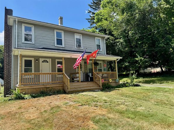 22 Kelly Hill Rd #B