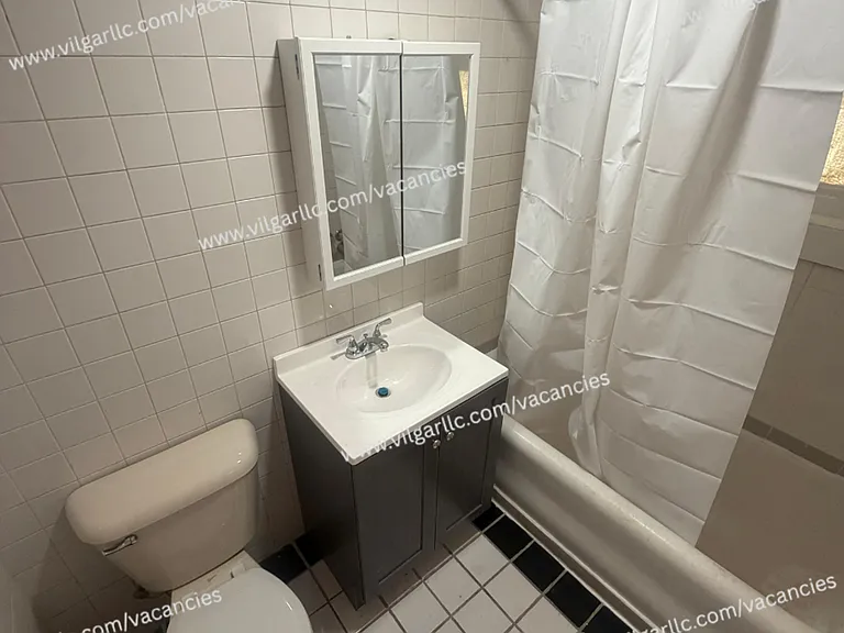 4002 Pulaski St — Photo 15