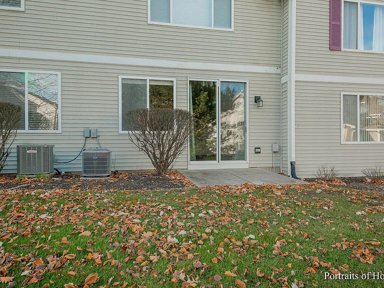2010 Fulham Dr — Photo 16