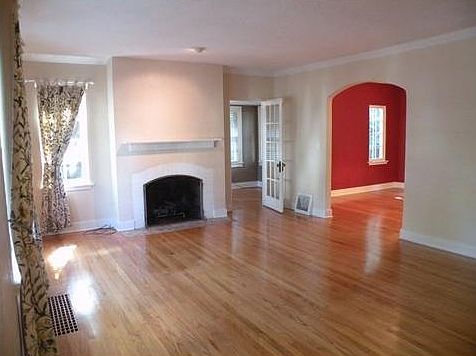 2nd image of 323 E Marshall St