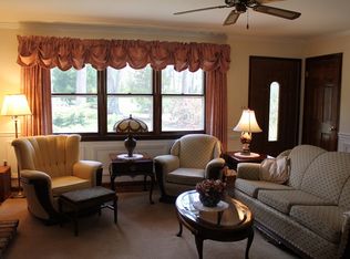 870 Lakehurst Ave, Jackson, NJ