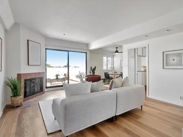 655 Chetwood St APT 401, Oakland, CA 94610