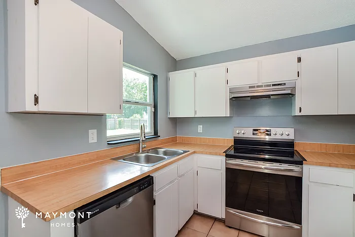959 Sunrise Ct — Photo 6
