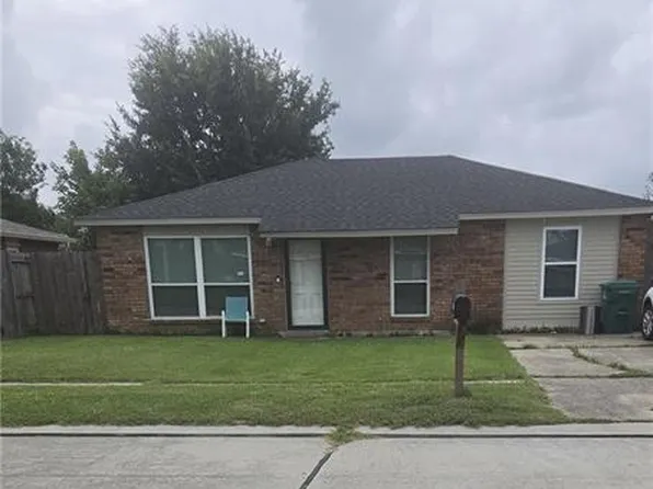 7812 Angela St, Westwego, LA 70094