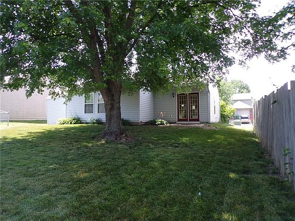 2nd image of 519 Waterford Way