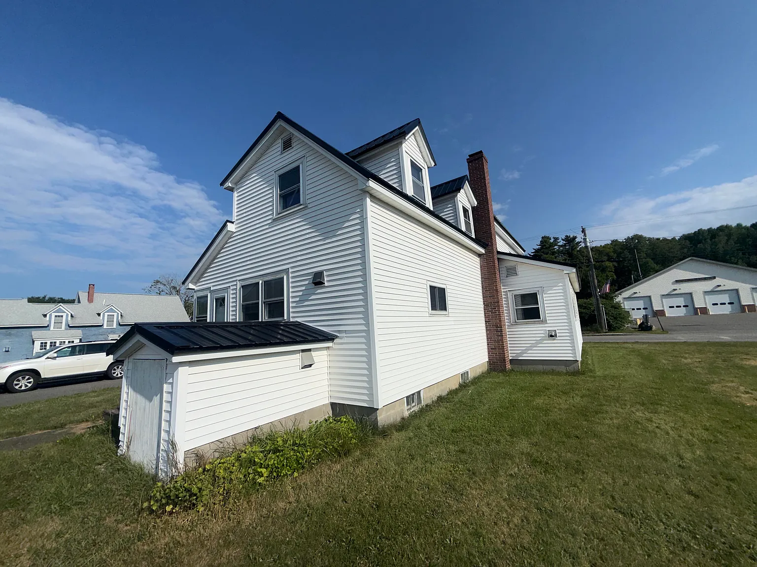 4 bed, 1841 sqft, $2,200 — Photo 1