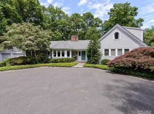 22 Yellow Cote Rd, Oyster Bay, NY 11771