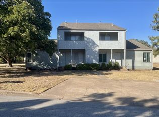 3202 Cougar Trl #B, Bryan, TX 77807
