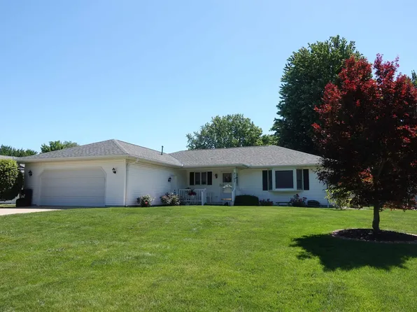 3103 Castlebury Pl, Galesburg, IL 61401