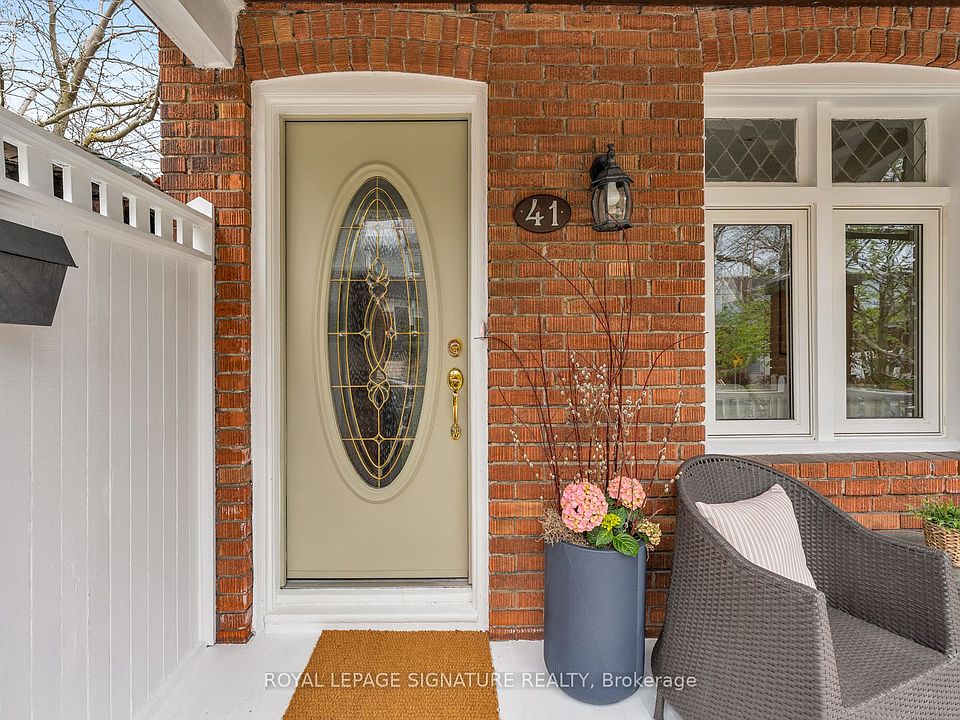 1st image of 41 Firstbrooke Rd