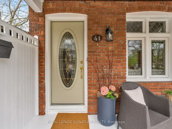 41 Firstbrooke Rd, Toronto, ON M4E 2L2
