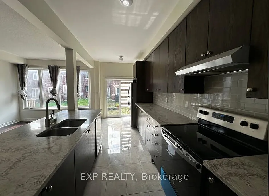 4 bed, $3,100 — Photo 4
