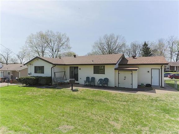 4th image of 2681 Blackforest Dr