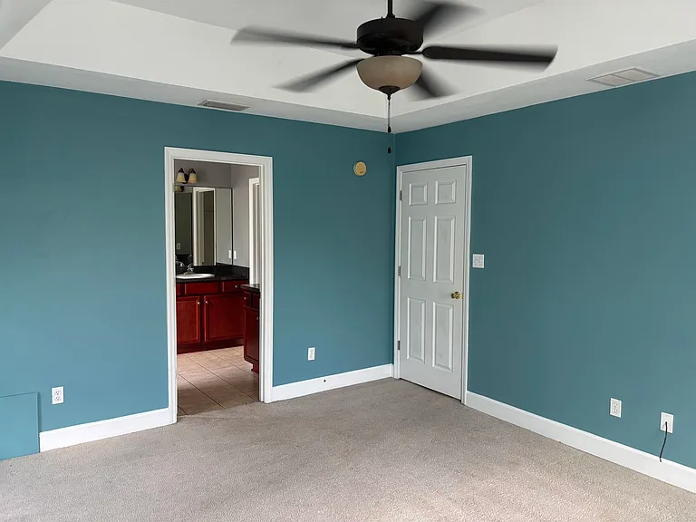 5261 Montejo Dr — Photo 17