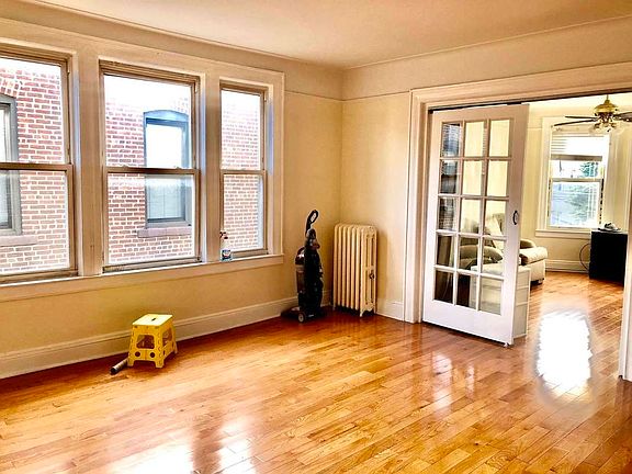 2nd image of 21-39 41st St #2RR