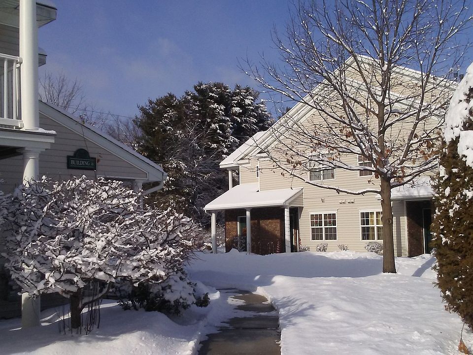 1st image of 207 Cabin Dr
