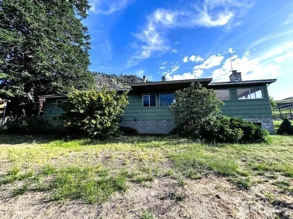 19621 S Lakeshore Road, Chelan, WA 98816