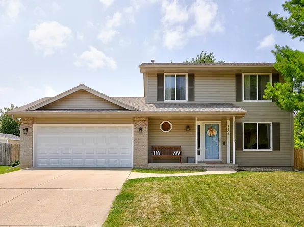 1108 NE Jacob St, Grimes, IA 50111