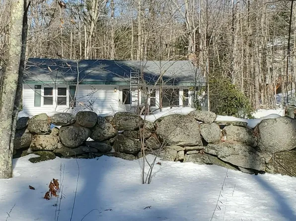 110 Church Rd, New Gloucester, ME 04260