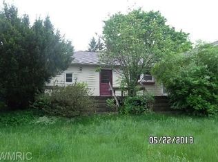 2658 W B Ave, Plainwell, MI 49080