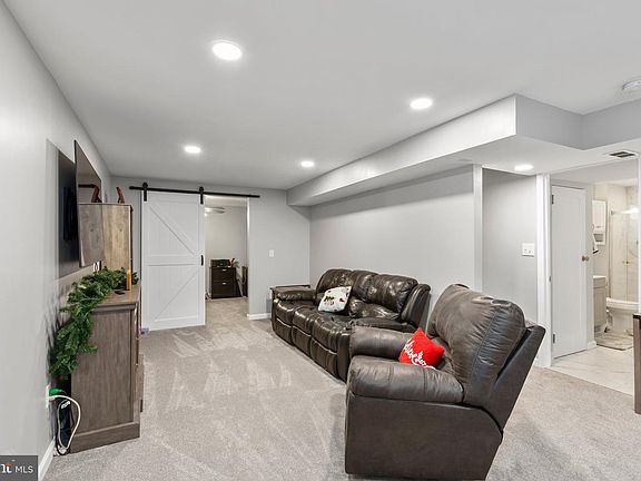 4th image of 106 Taylors Hill Way