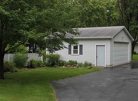 5th image of 544 Wallace Ave