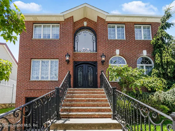 50 Parker St, Staten Island, NY 10307
