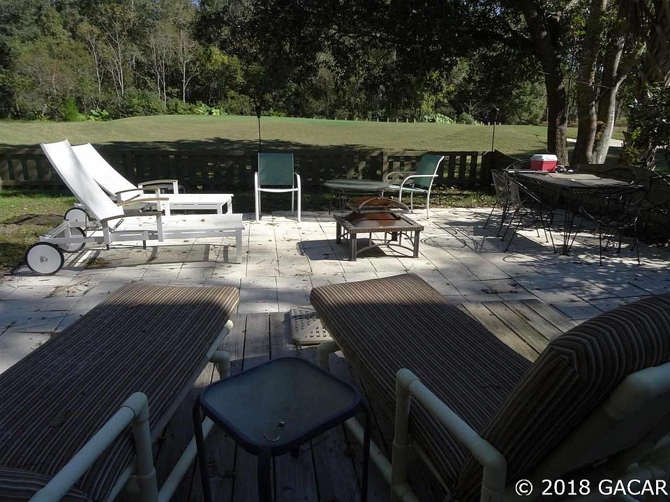 1st image of 4109 NE 17th Ter