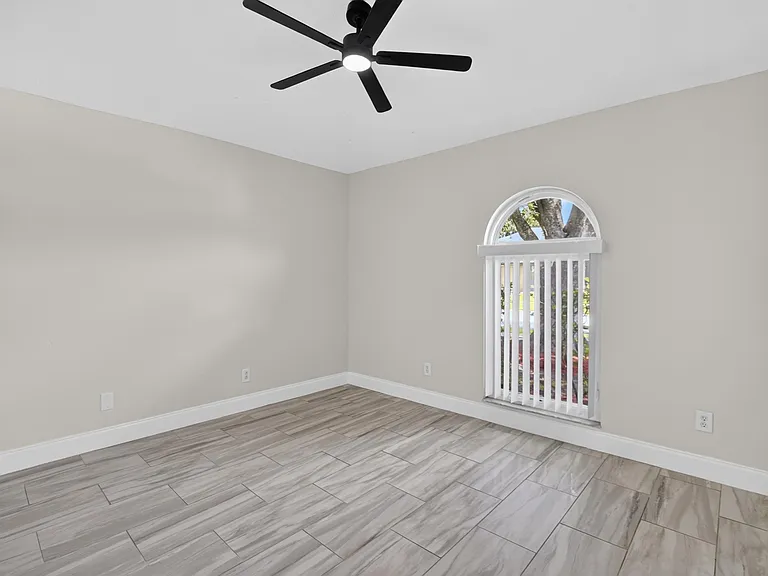 1434 Hatcher Loop Dr — Photo 19