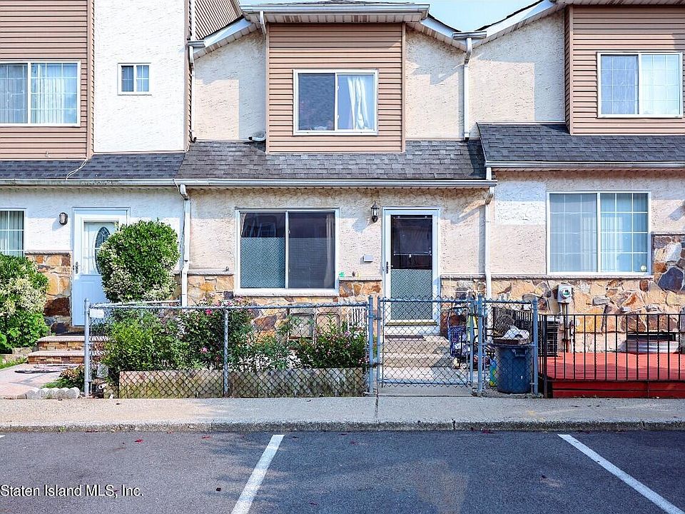 1st image of 54 Skyline Dr