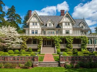 44 Mayo Ave, Greenwich, CT 06830