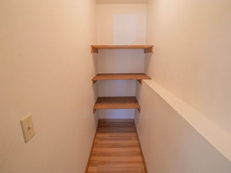 Cedars West Apartments — Photo 21