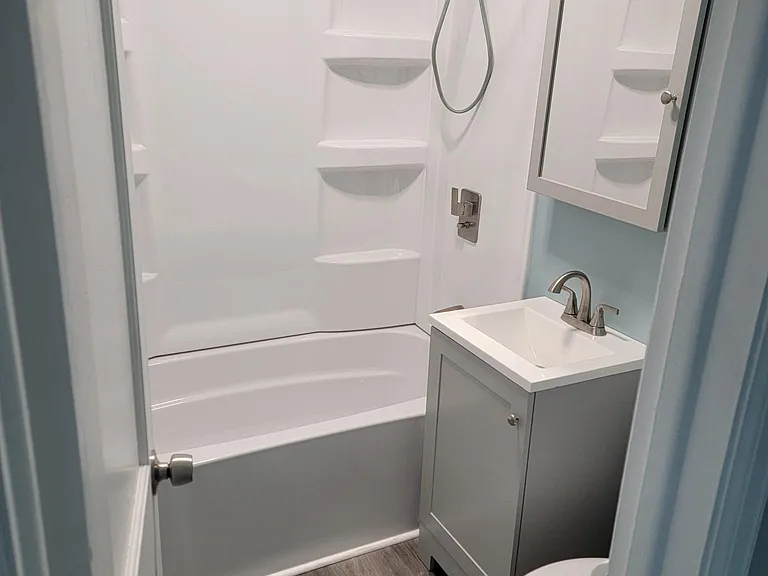 2417 SW Winterwood Ln — Photo 16