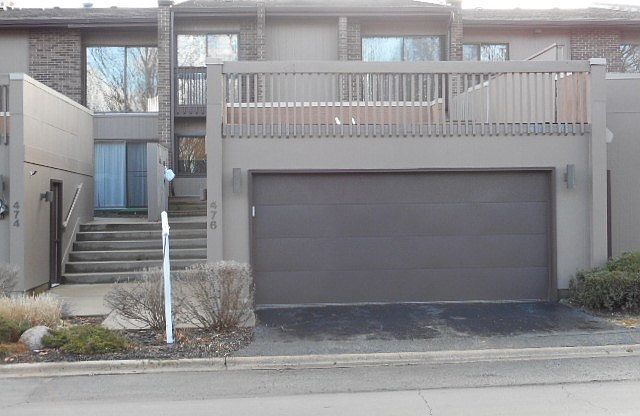 1st image of 476 Dominion Ct #476