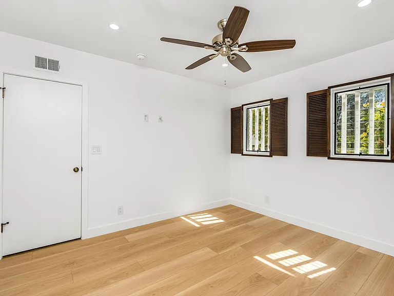 1314 Glenavon Ave — Photo 20