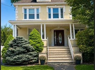4 Mansion Ter, Cranford, NJ 07016