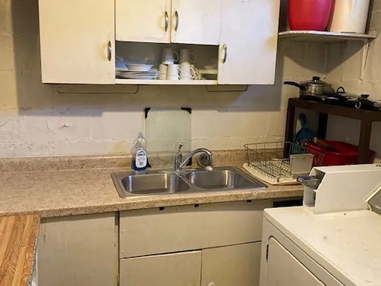 125 River St- Martin Apts — Photo 9