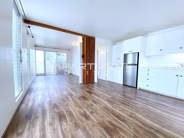 1703 Citron St — Photo 3