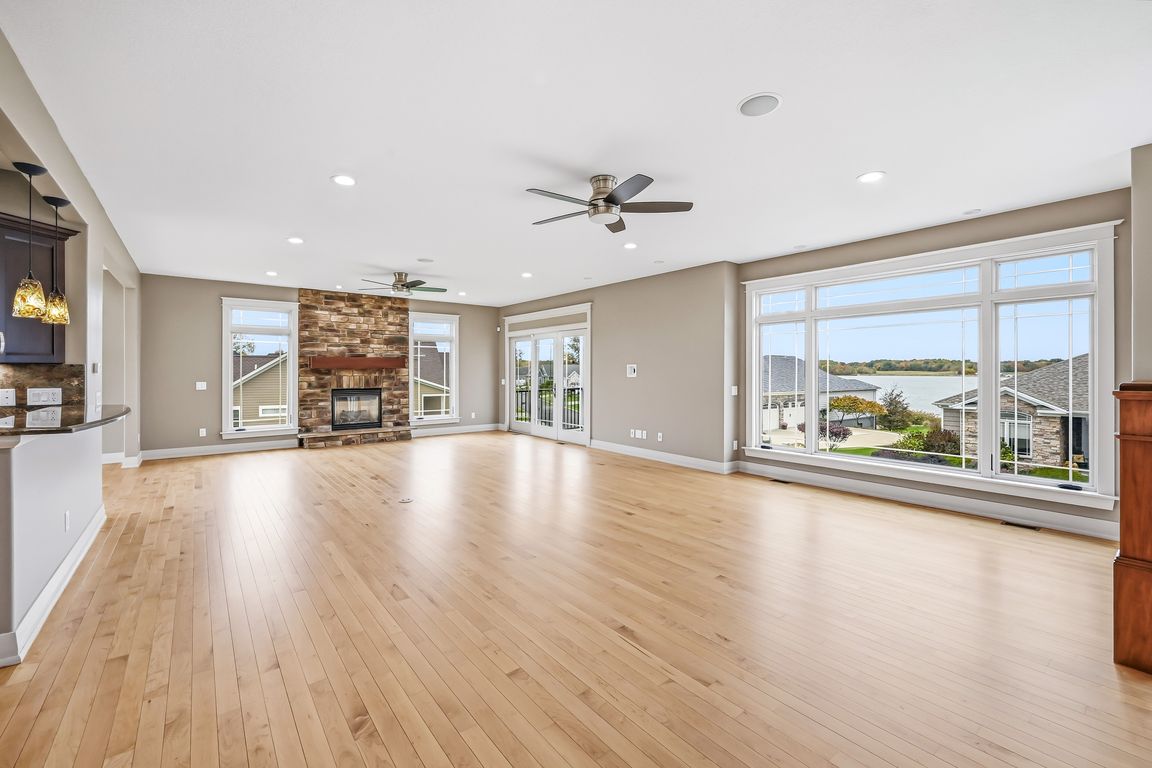 next background image