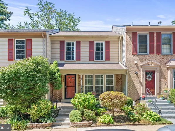 10338 Latney Rd, Fairfax, VA 22032