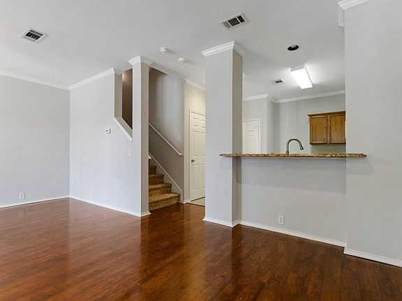 3rd image of 2220 Stonepark Pl